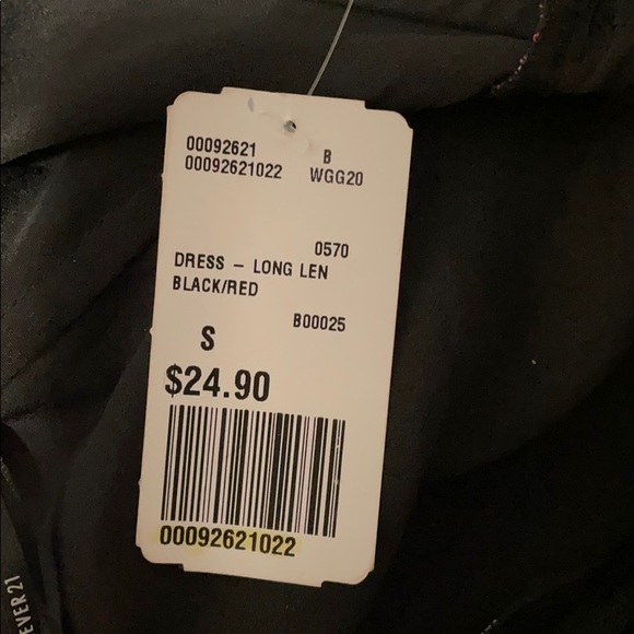 Red and Black Floral Print Maxi Dress NWT - Picture 6 of 7